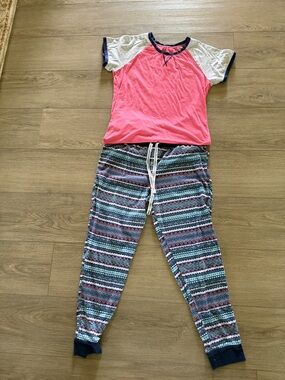 Cuddl Duds Pink Raglan Top with Patterned Lounge Pants